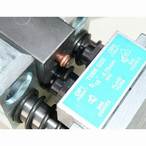Professional Brake Pipe Flaring Tool - Car Builder Solutions
