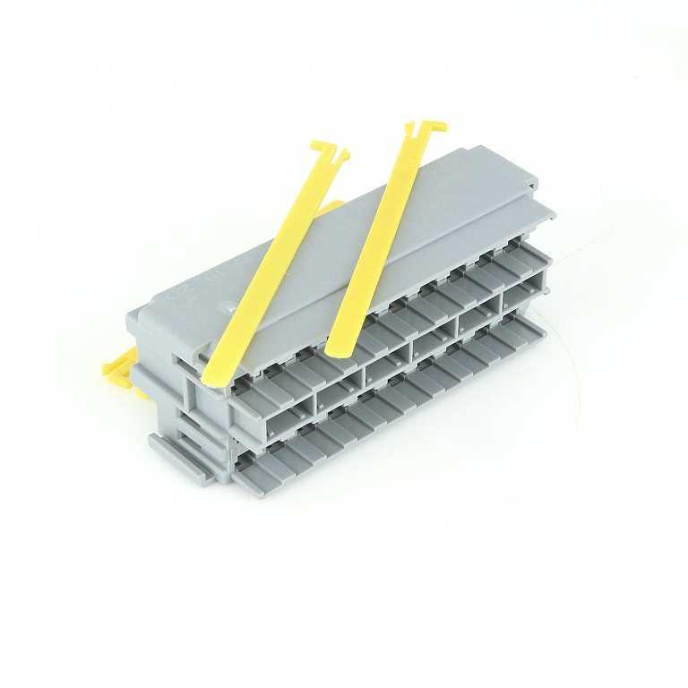 20 Way Mini Fuse Module – Car Builder Solutions