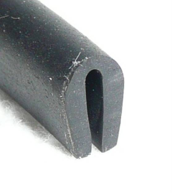 Picture of 7mm x 4mm Rubber U Channel For 1mm Panels Per Metre