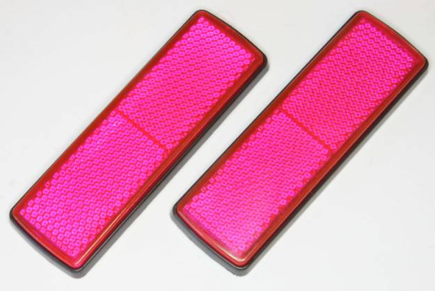 pink-reflectors-rectangular-30x100mm