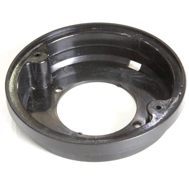 recessed-plinth-for-95mm-lamps-black