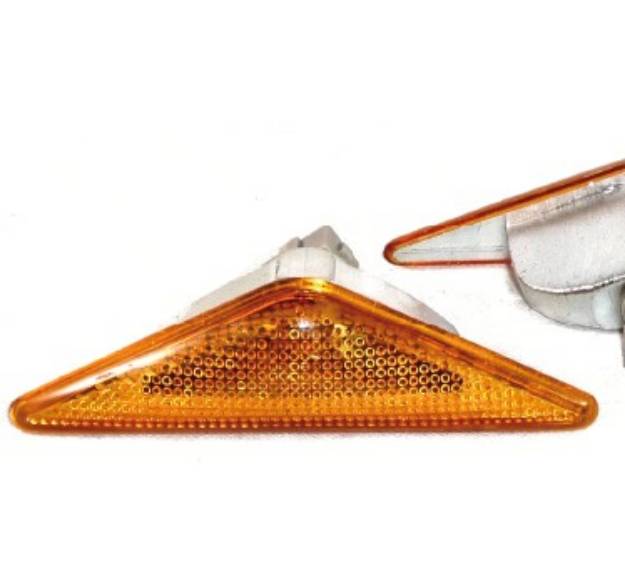 side-repeaters-amber-triangular-no-bulb-holders